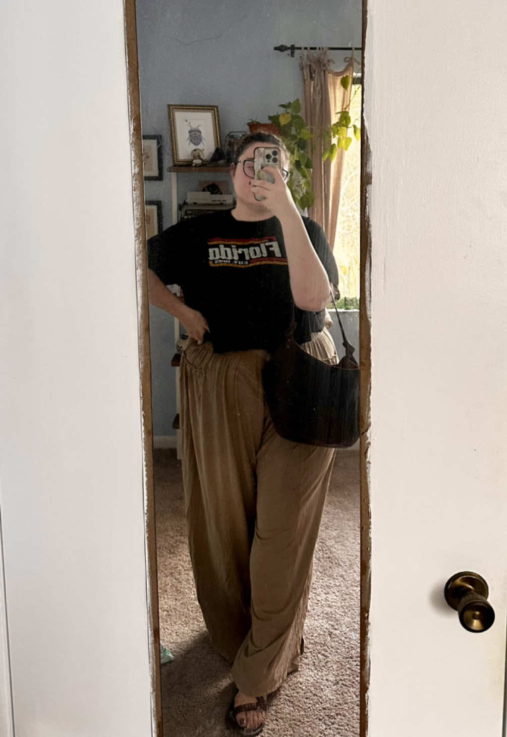 @ash | plus size & cozy vibes ✨