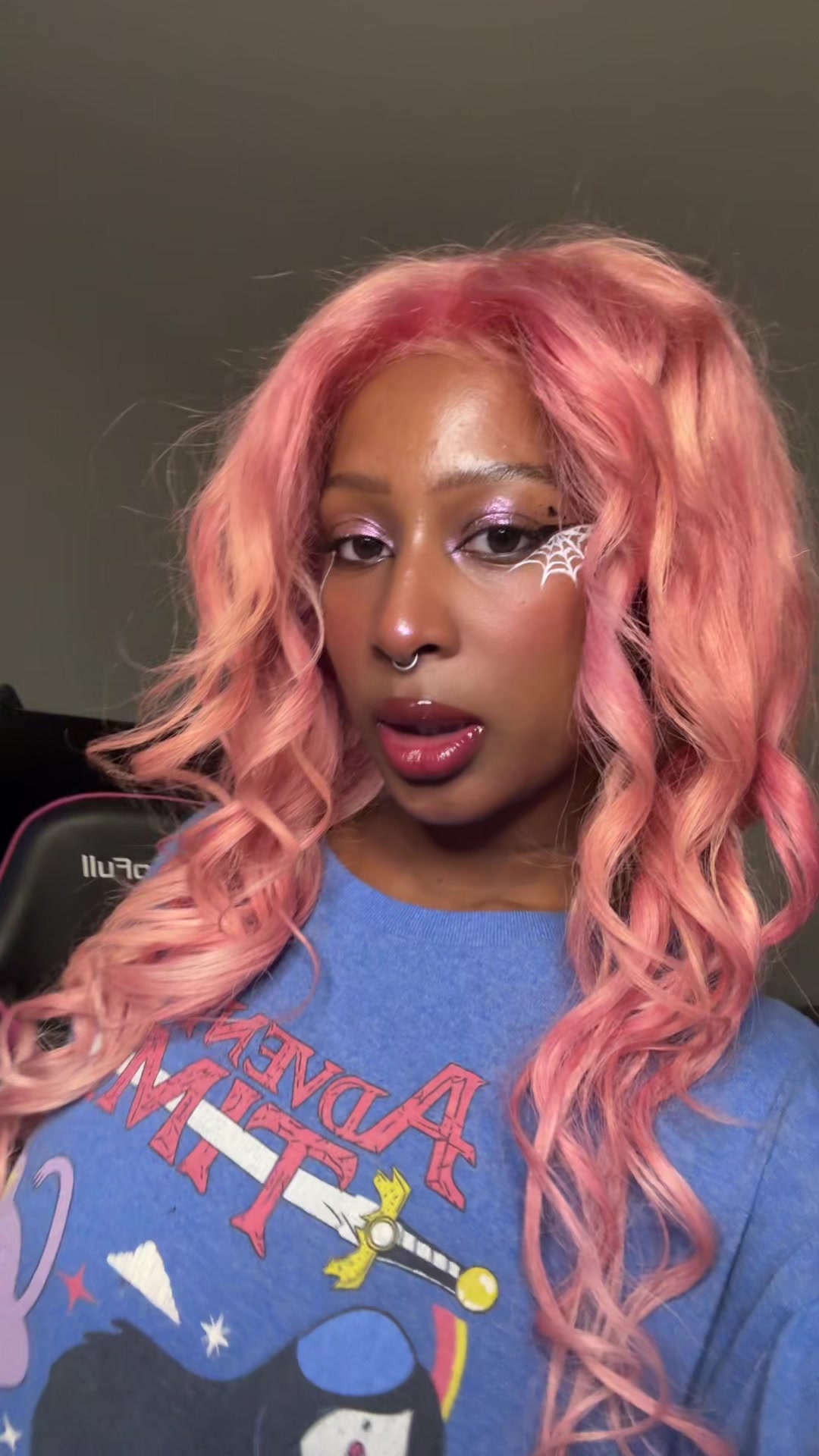 @Liv