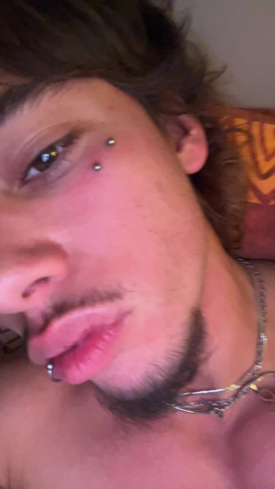 @☥