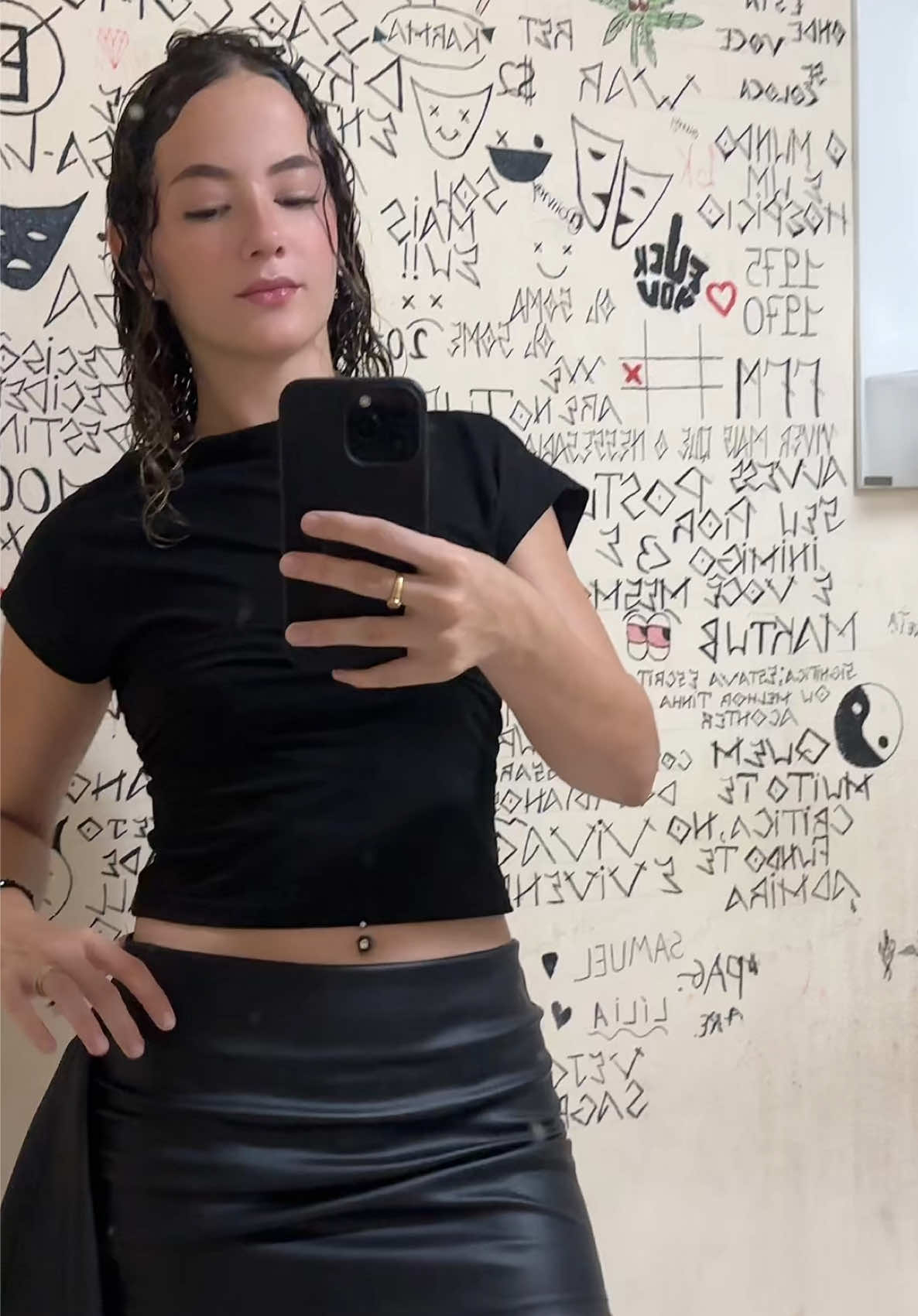@naianyalvss
