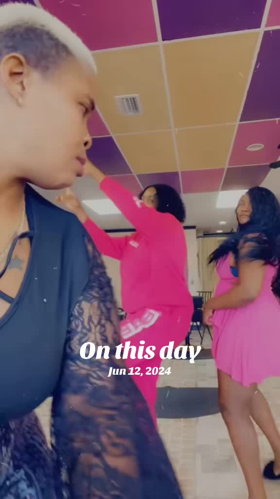 @Vicky&ensp;🙏🏾💕💃🏾🇺🇸