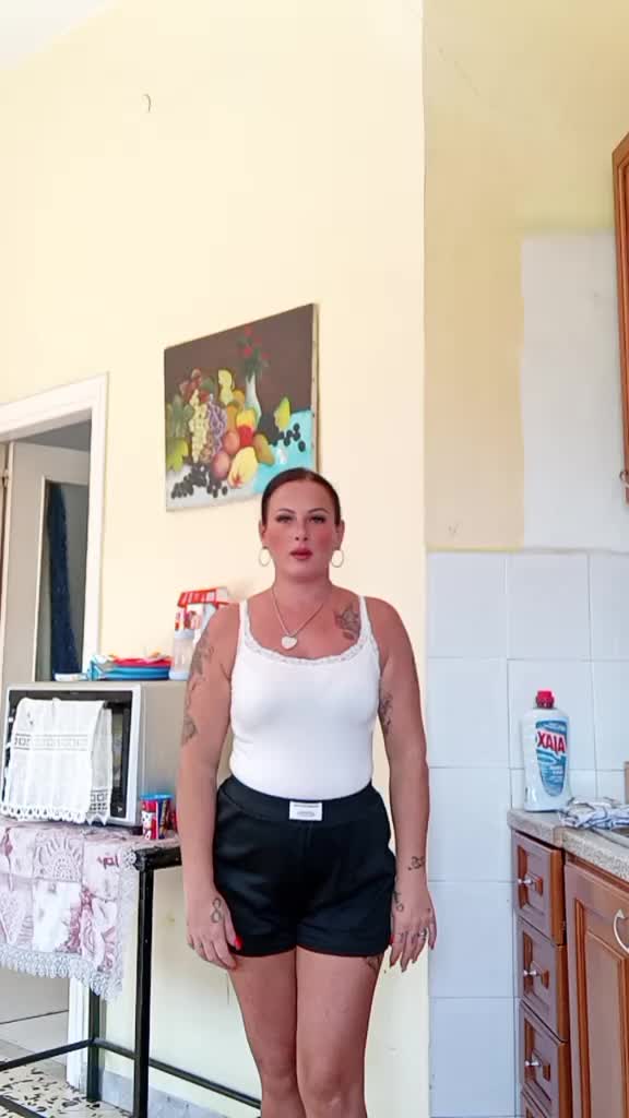 @ladeadelledee
