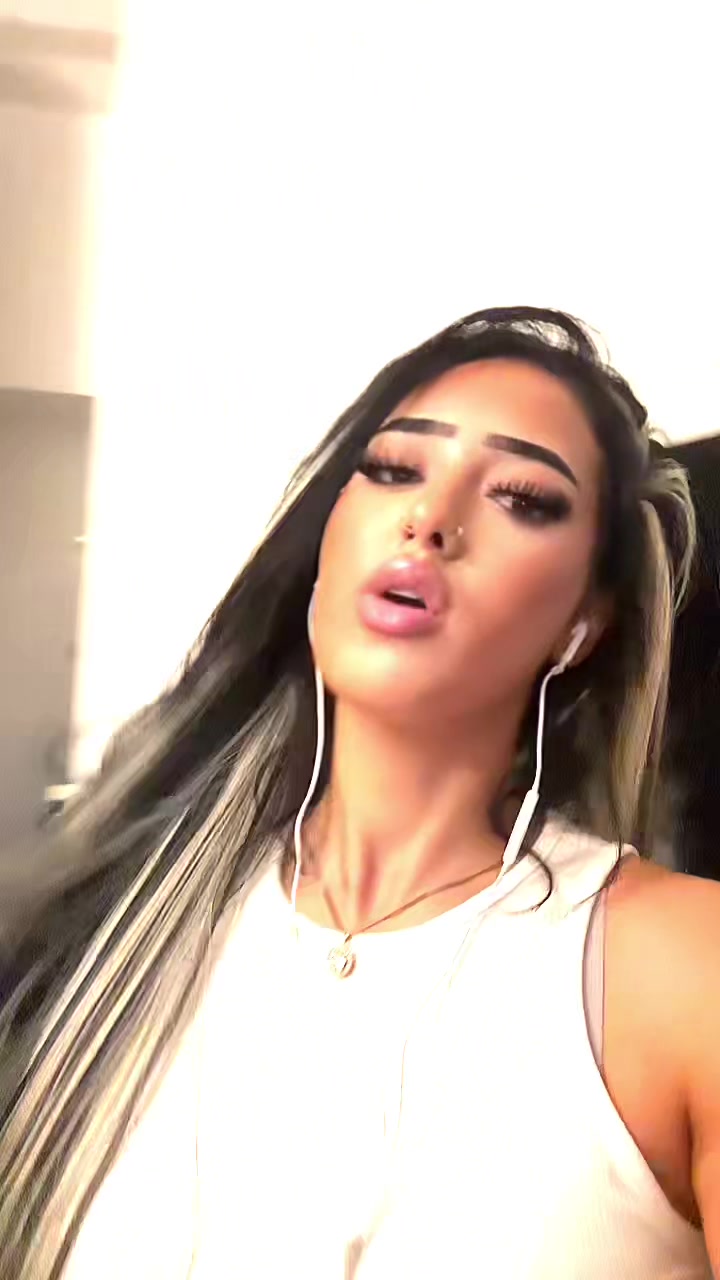 @Enariaaa