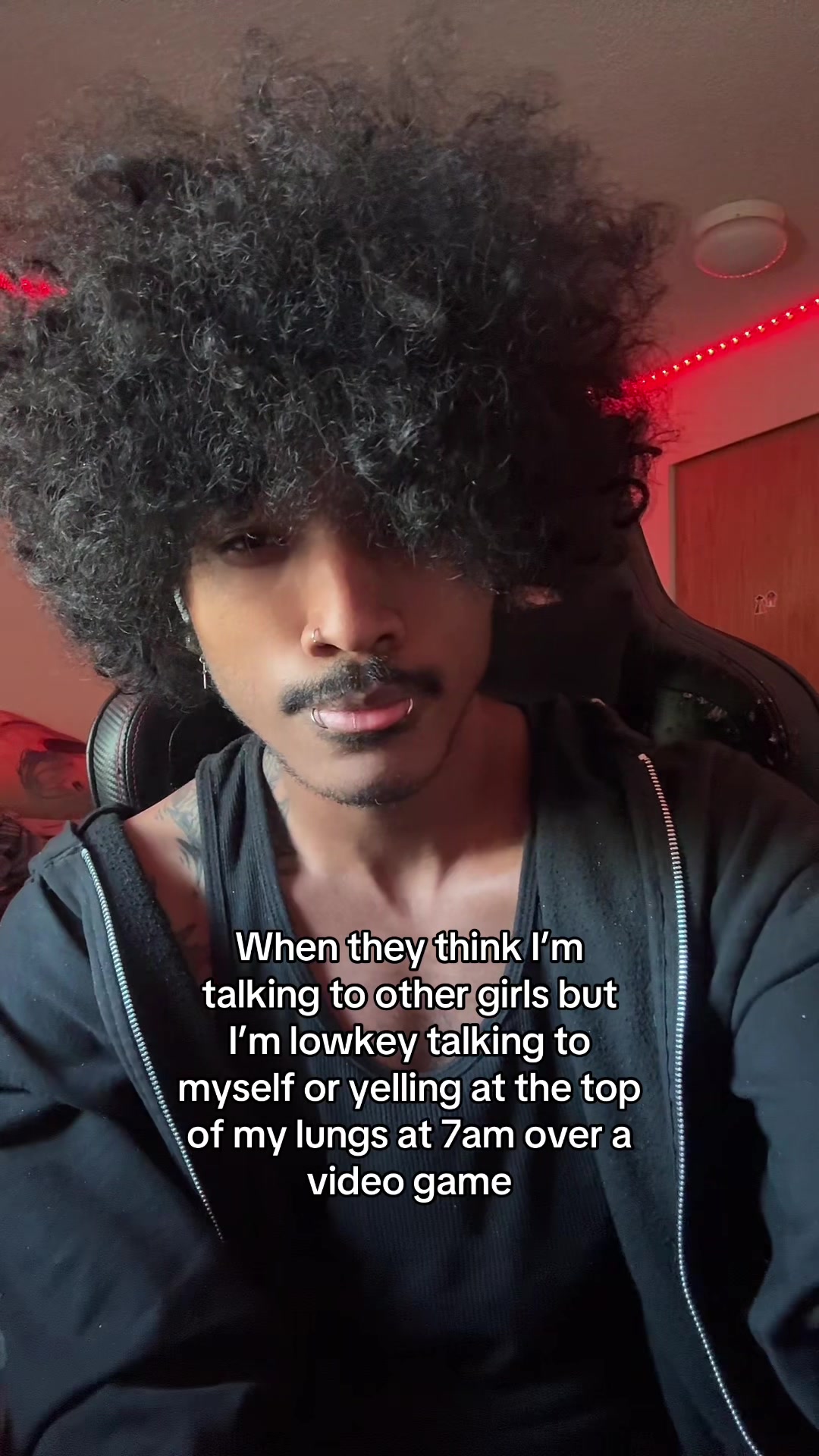 @️