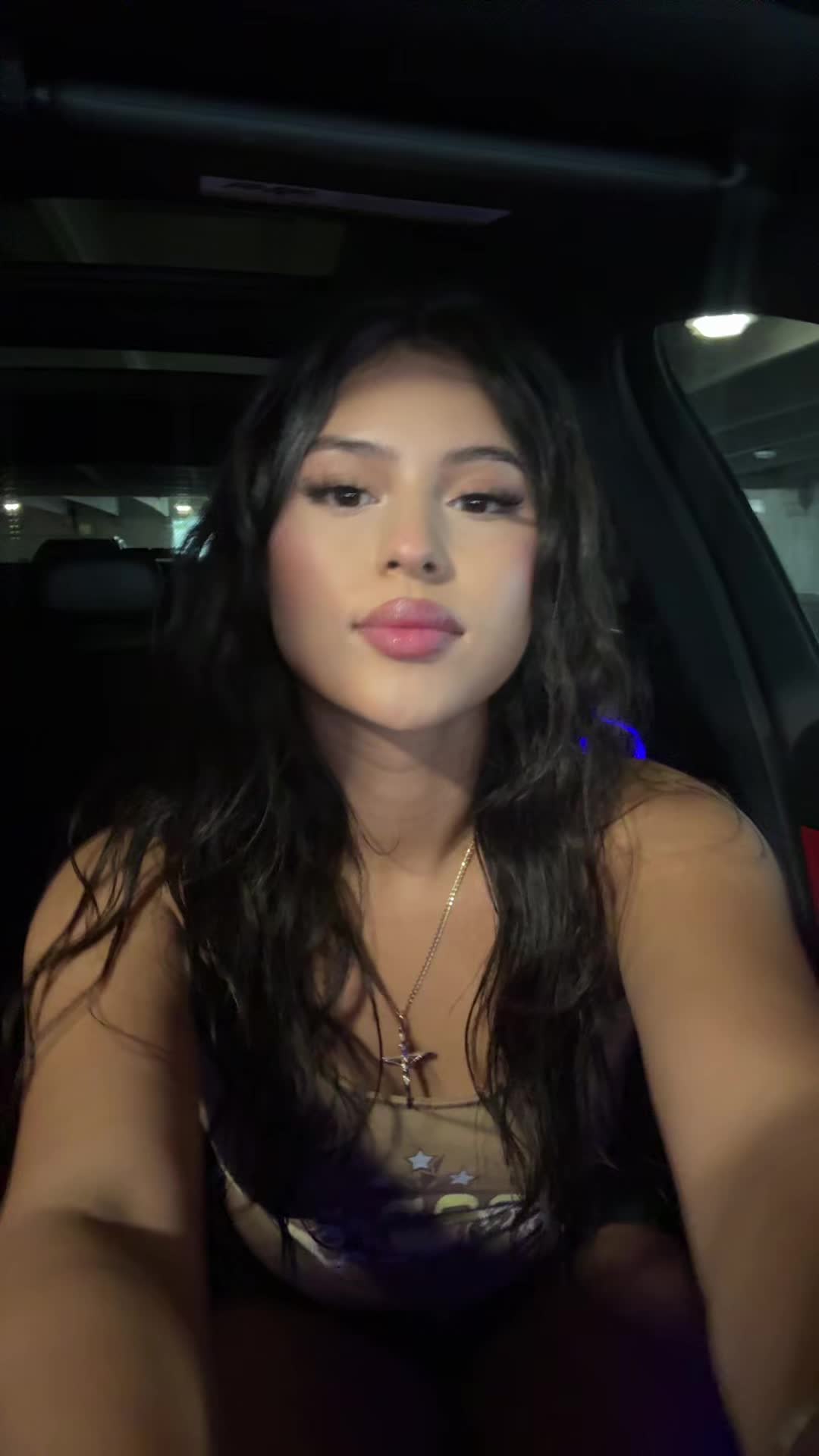 @lifeofanahi