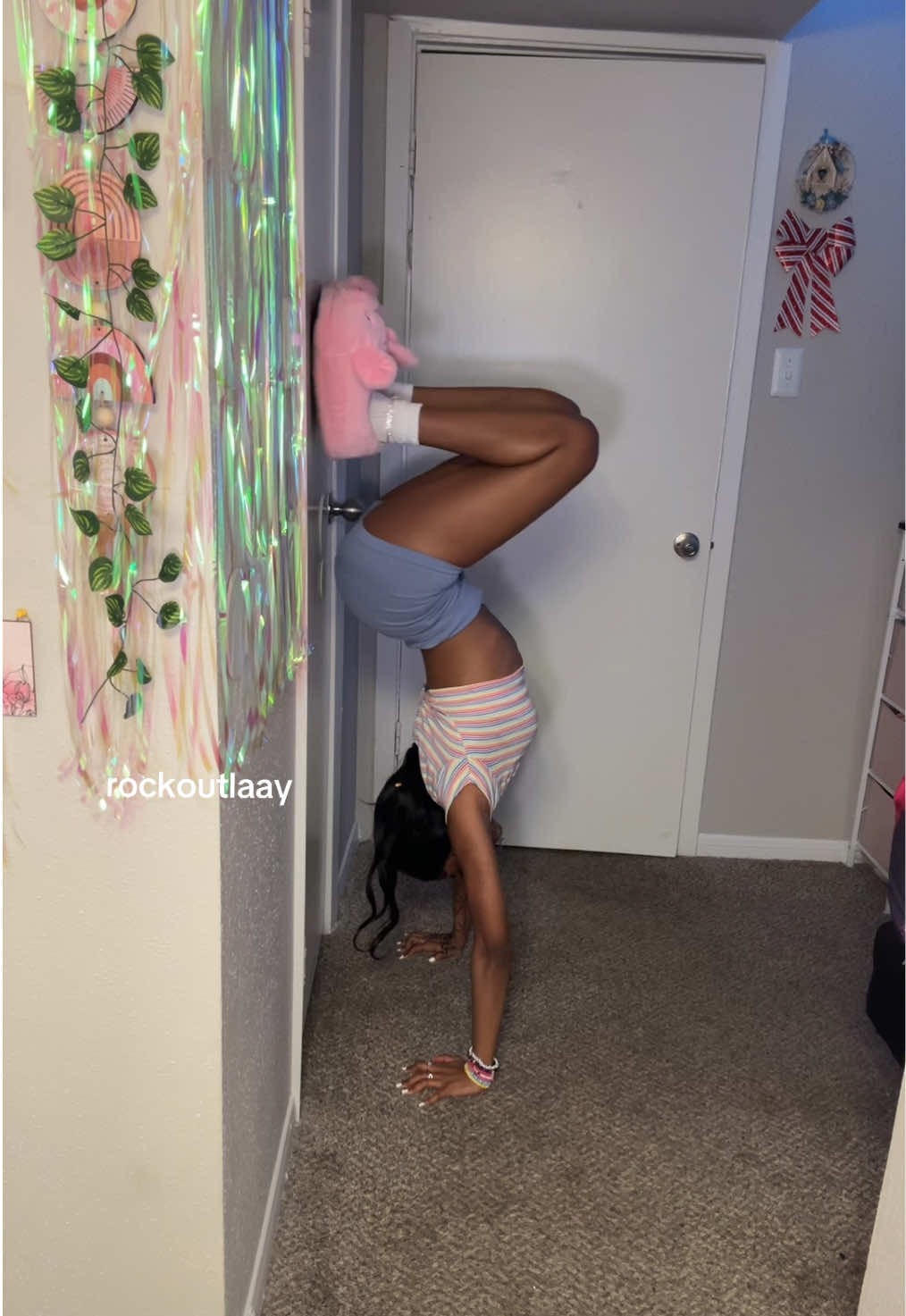 @rockoutlaay