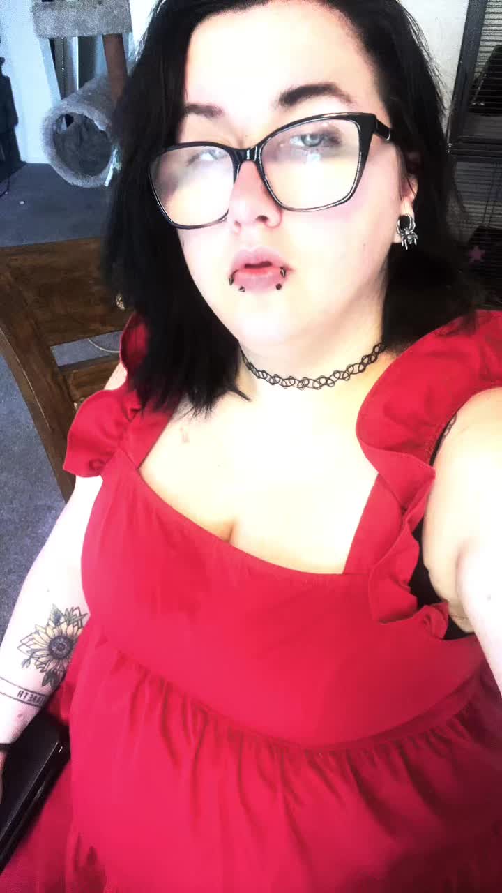@sp00ky_treats