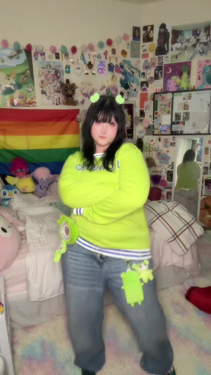 @\( &acute; ▽ ` )/ ☆彡