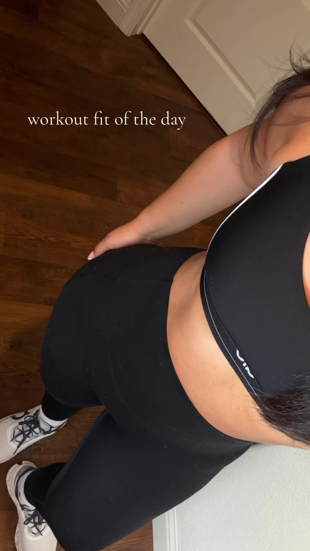 @daniela