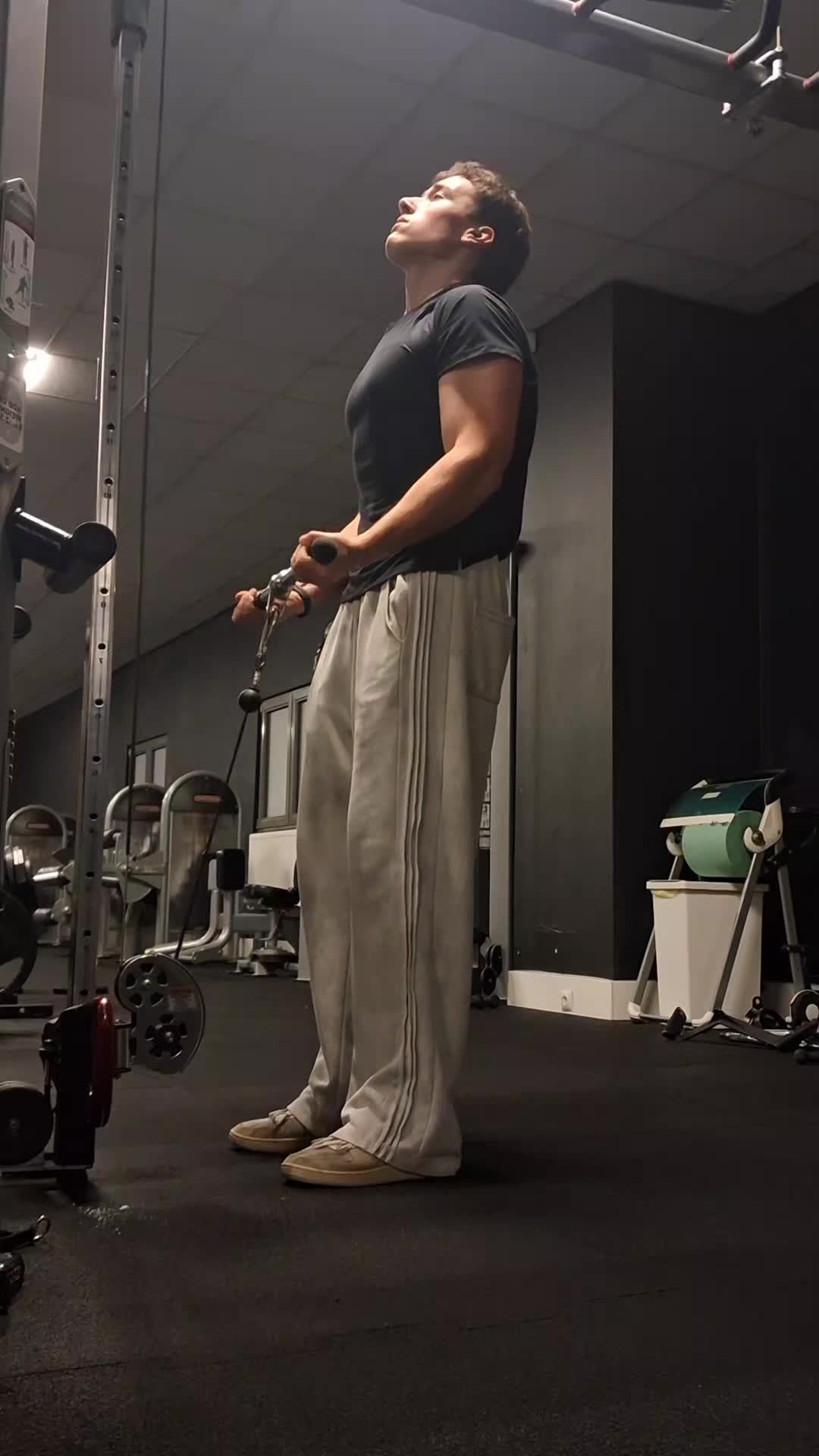 @Adrian | IG 0adrian7_