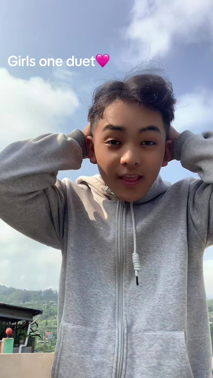 @TMG . VLOG🖤