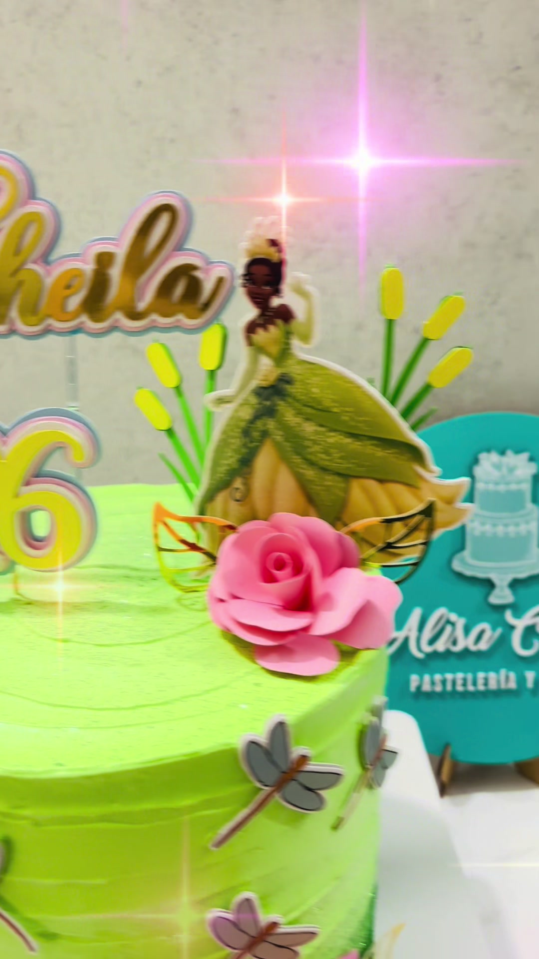 @AlisaCakesMX
