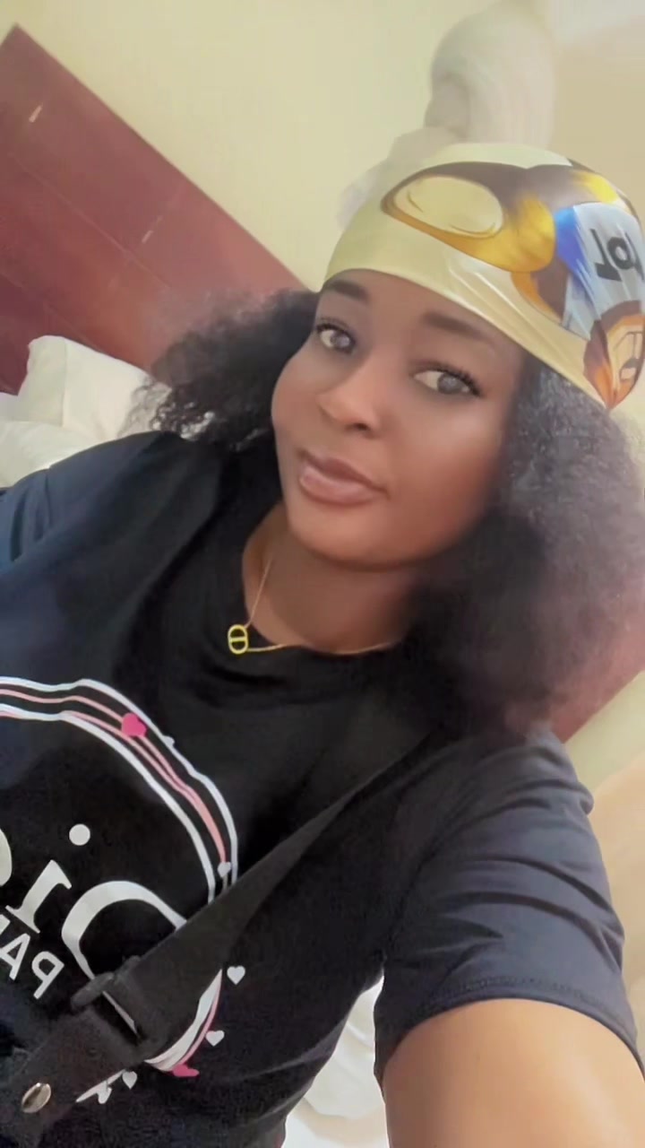 @stelluv ❤️ 😍 💖 ❣️ 💕 🍎 🍏