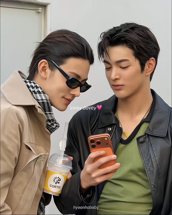 @hyeonho's bby