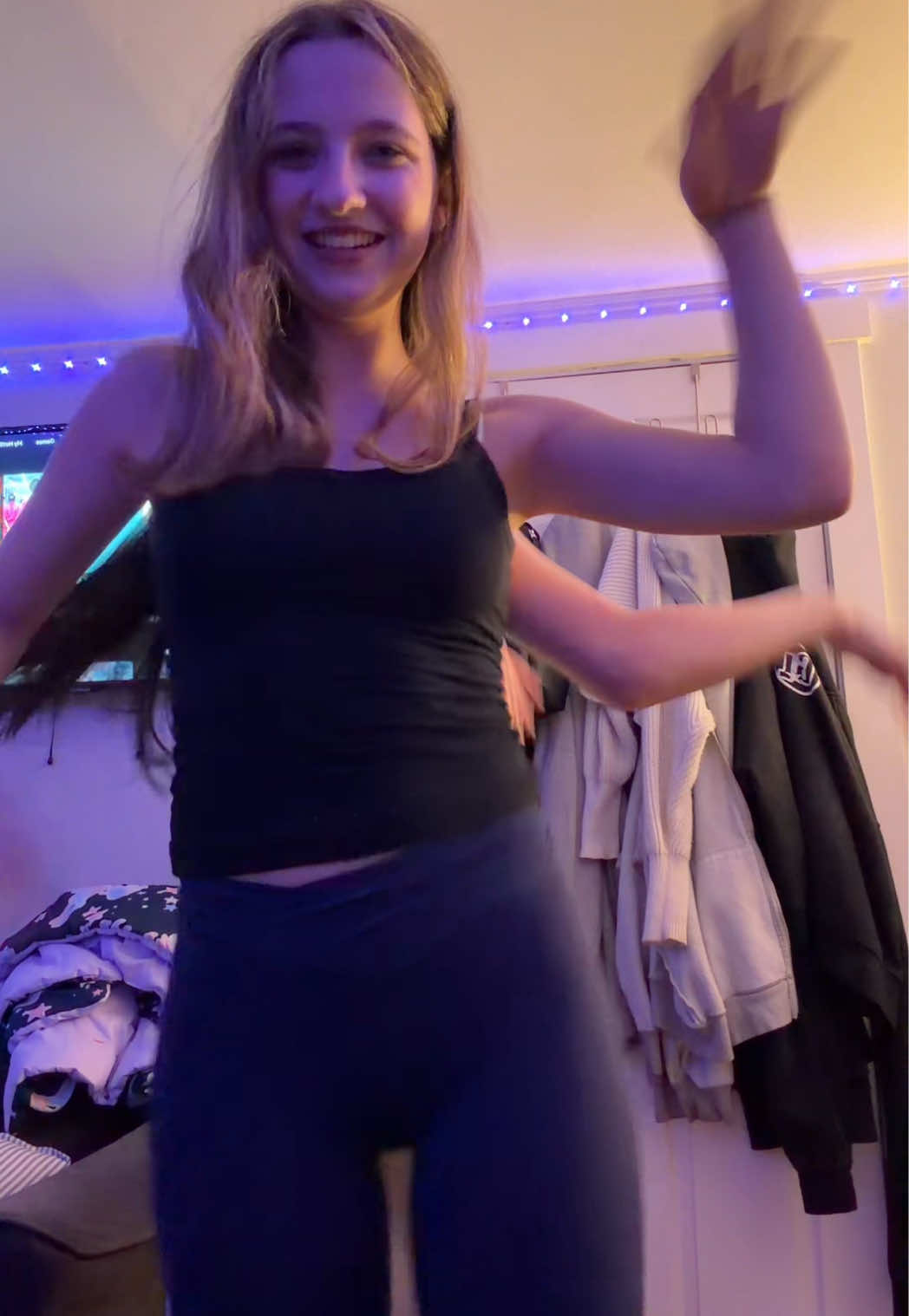 @??
