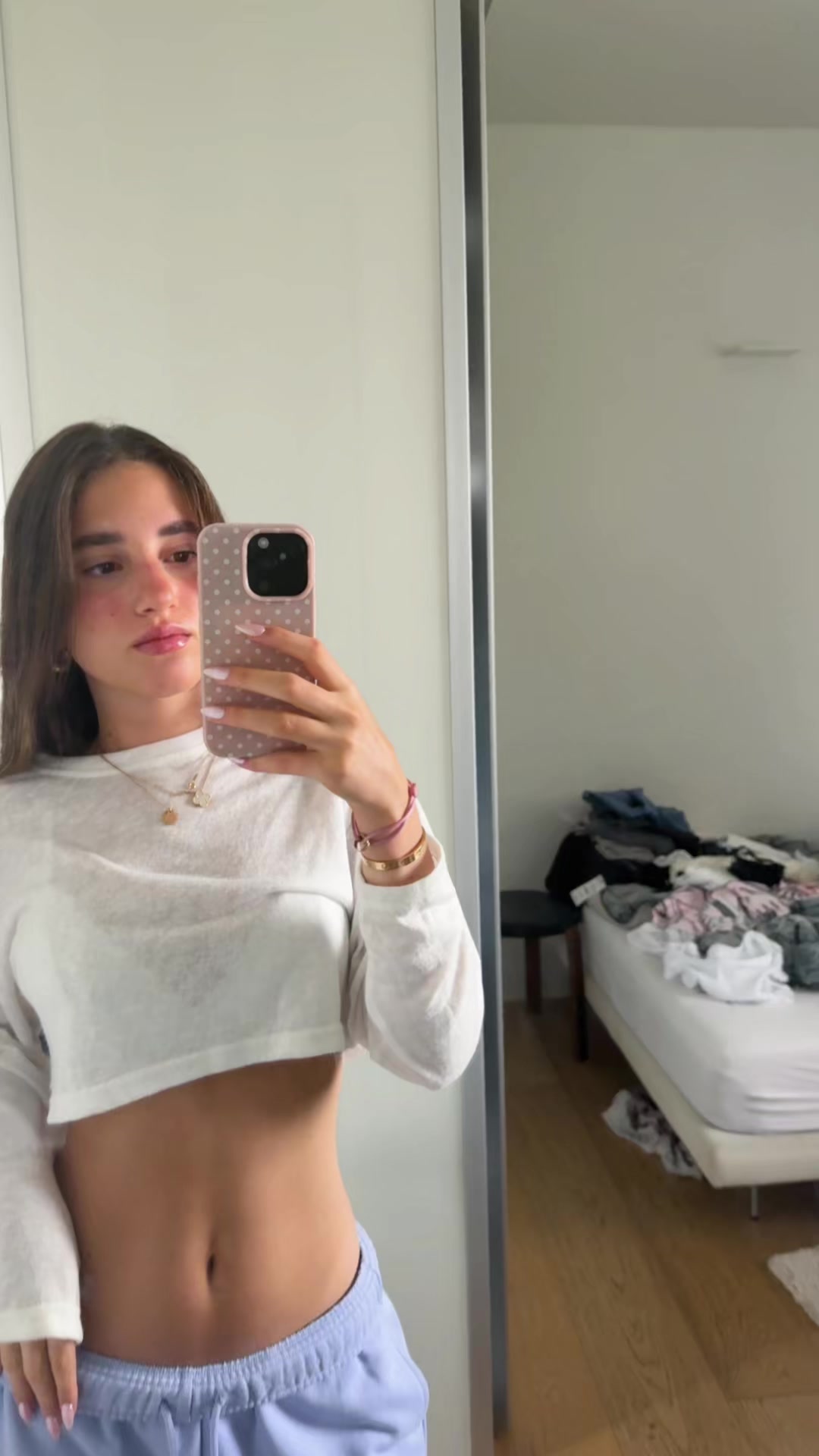 @Ellatirer