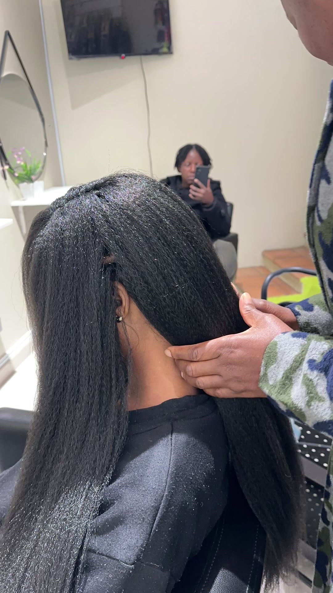 @lolanaturalhairbar