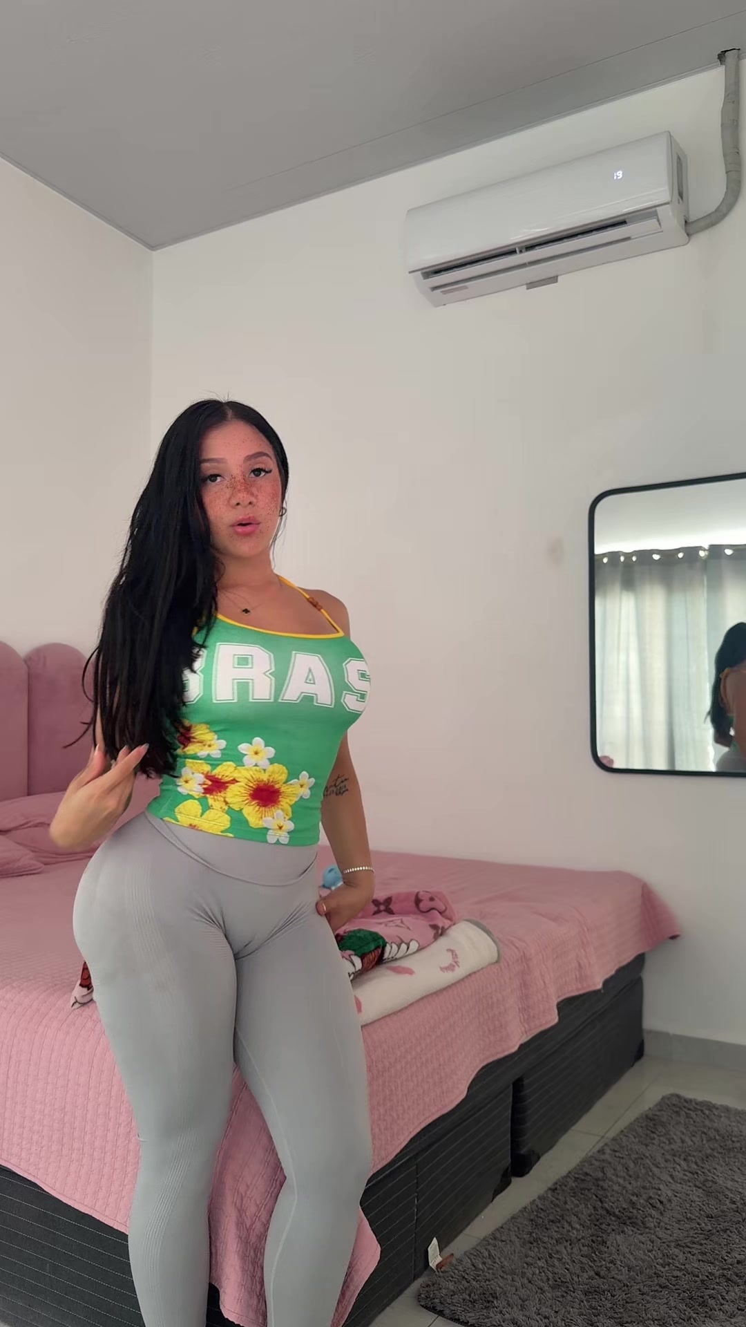 @Gabriela Rivas👅