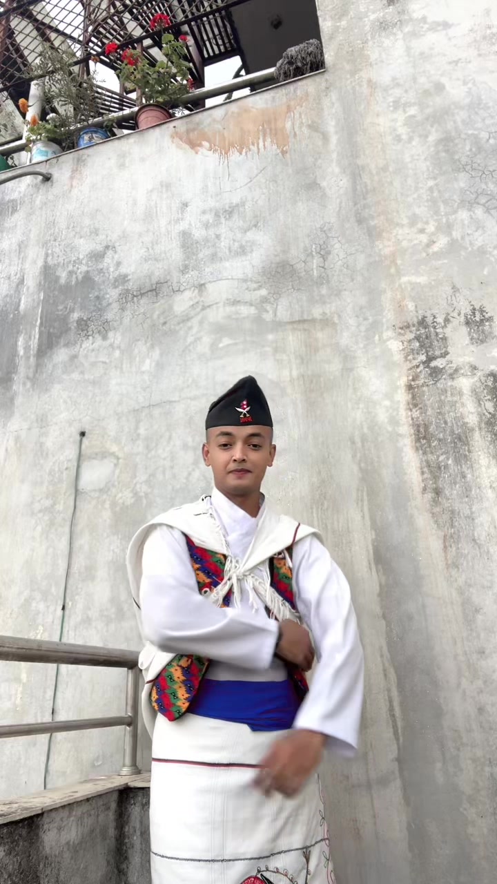 @𝐌𝐫 𝐁𝐢𝐛𝐞𝐤👑