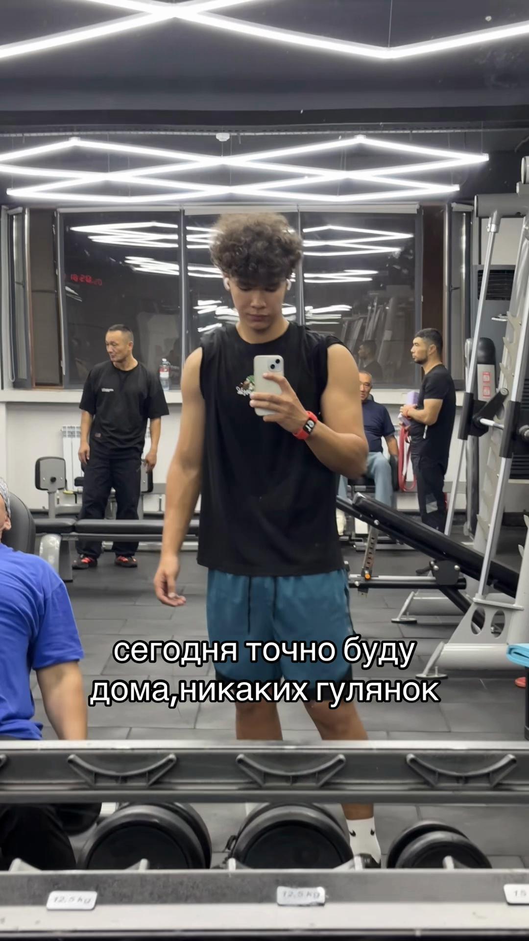 @qaysar_