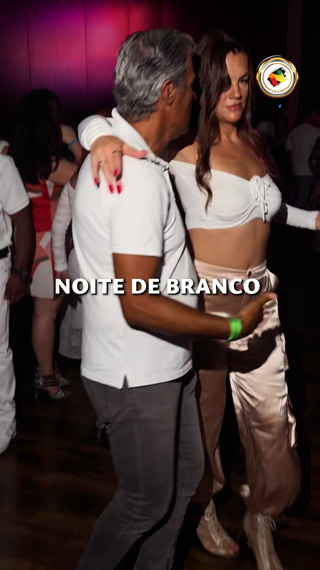 @N&ocirc; sta djunto