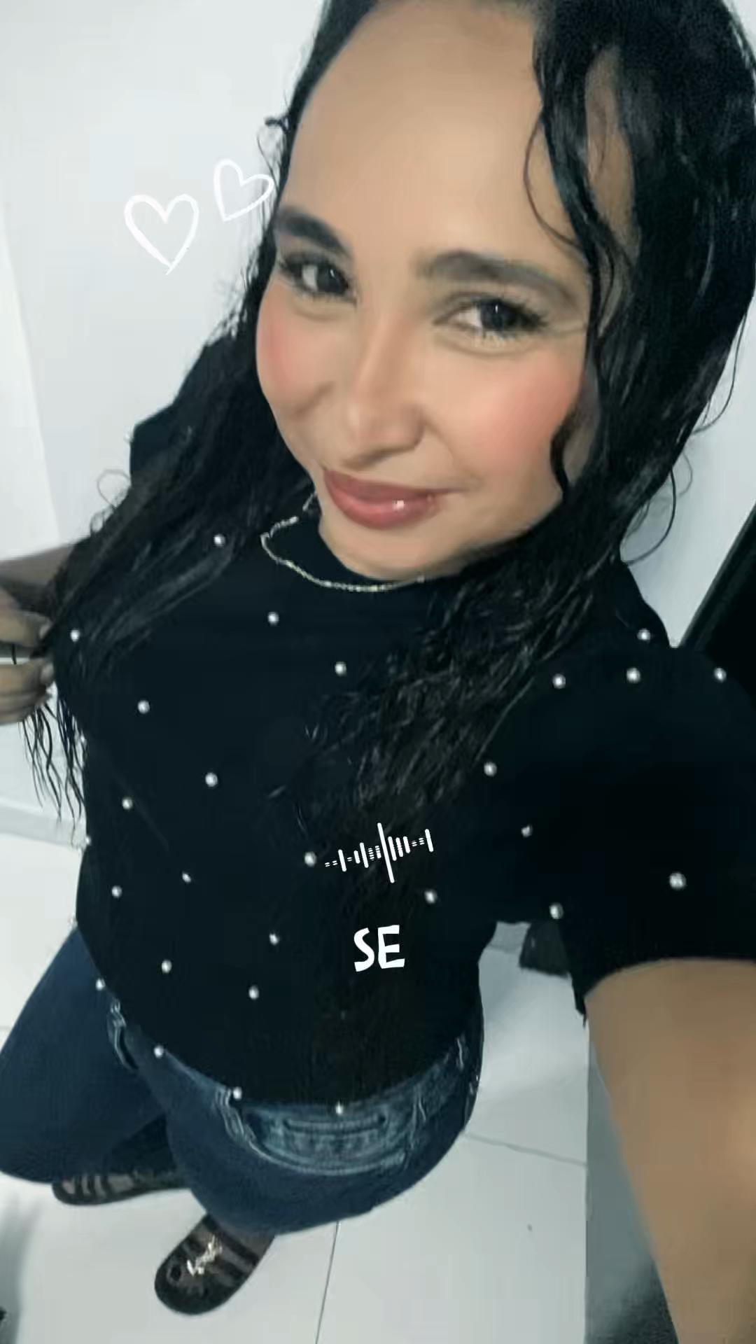 @𝒟𝐸𝐿𝐼𝒜 𝐵𝐸𝒞𝐸𝑅𝑅𝒜  💐?
