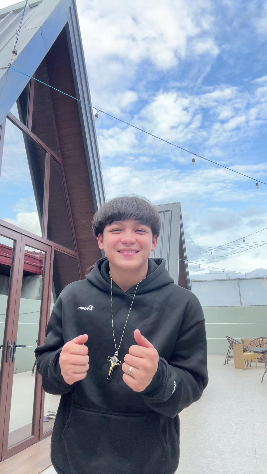 @Zai