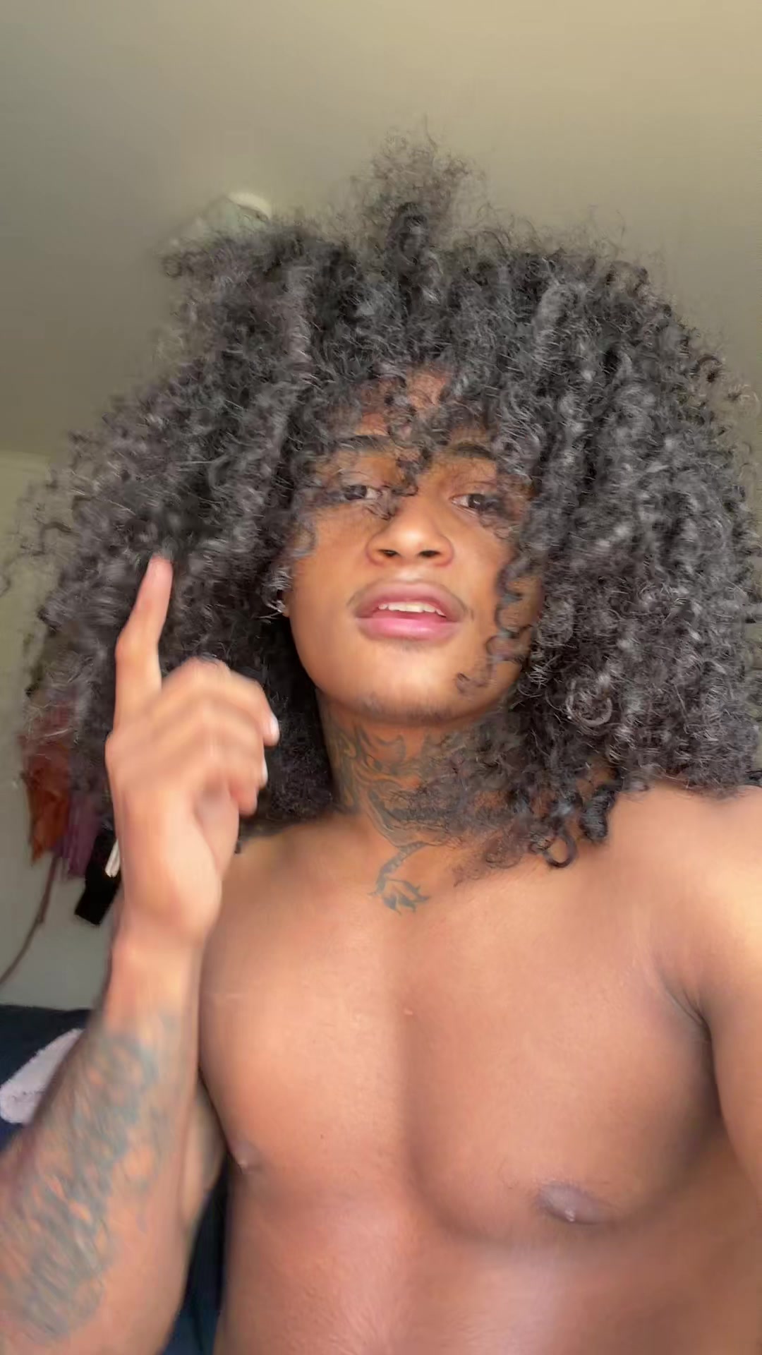 @Los