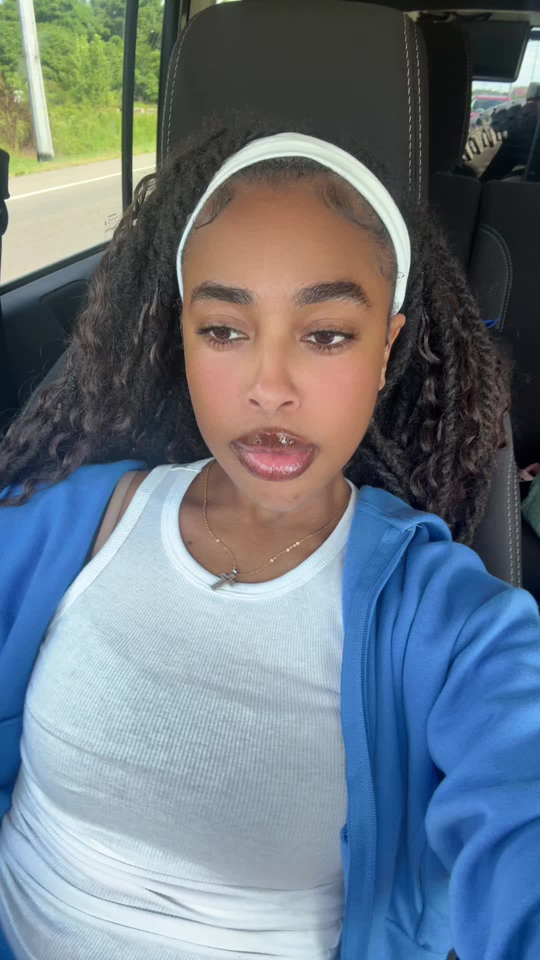 @OtashaVeone