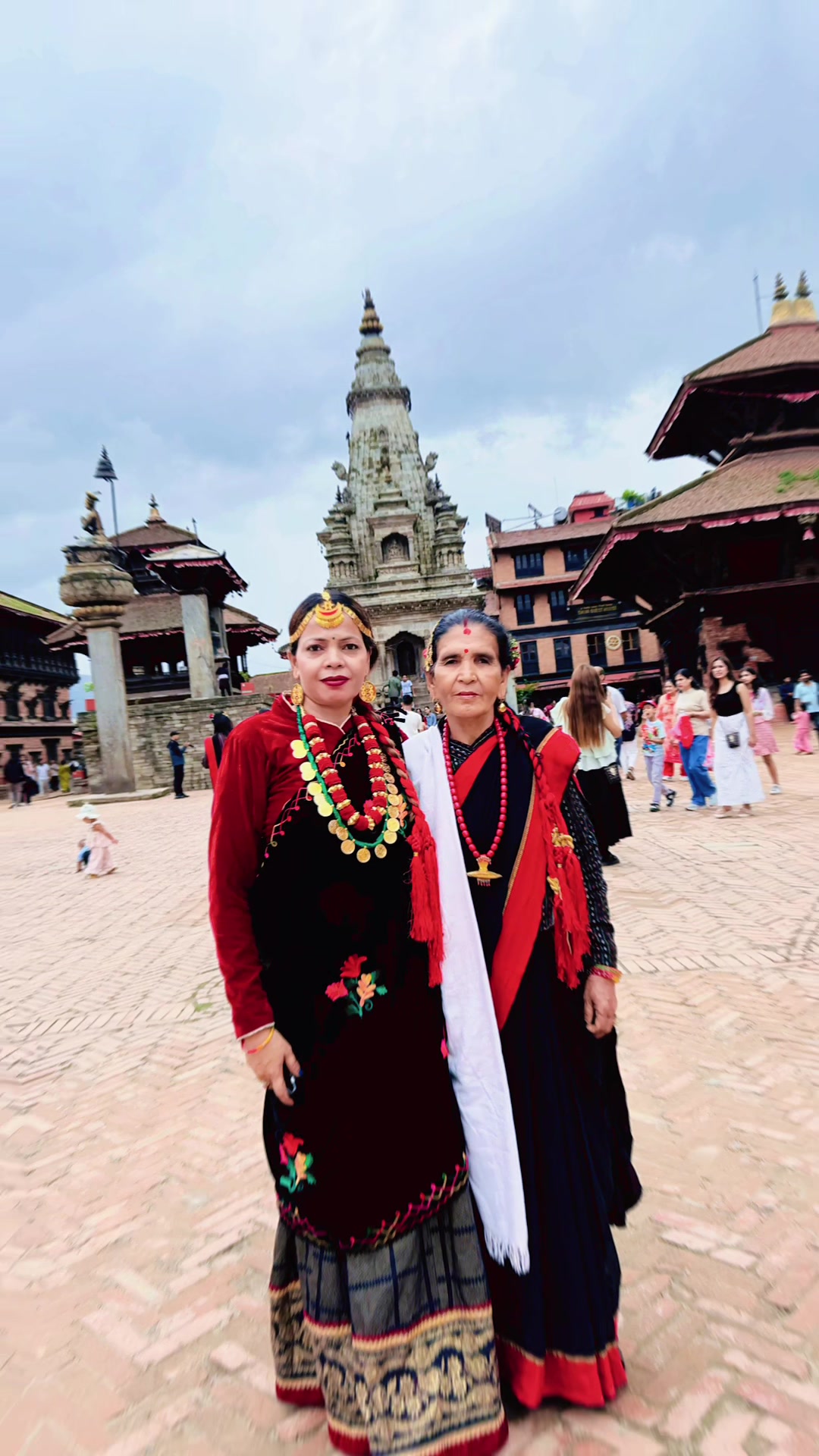 @Sumala @karki🧿