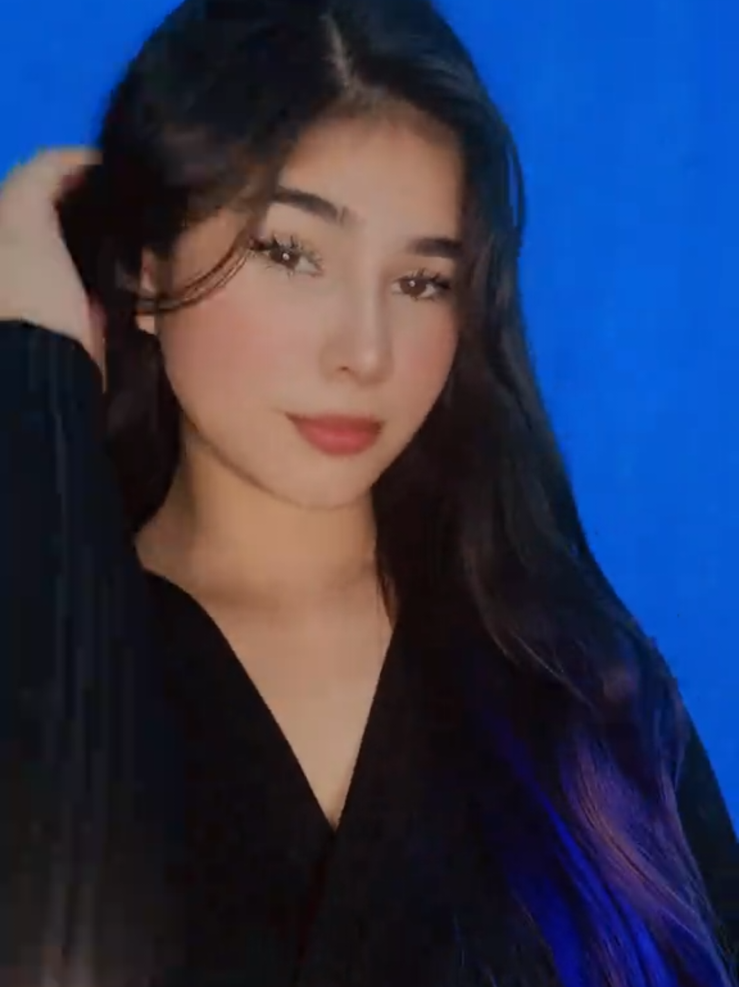@CECÍLIA MATTOS 💜🐝