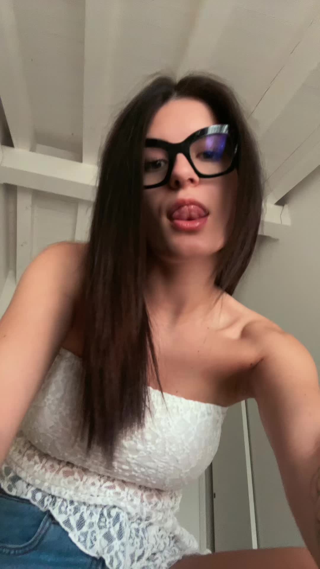 @auri
