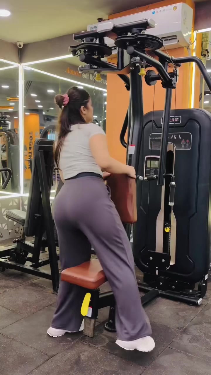 @official&mdash;mehakrajput