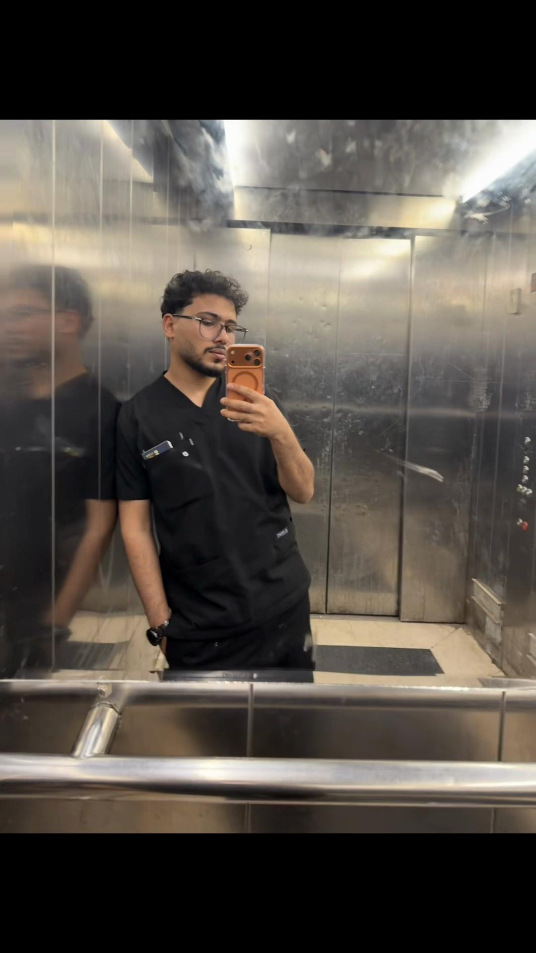 @مؤمن أبو الهول