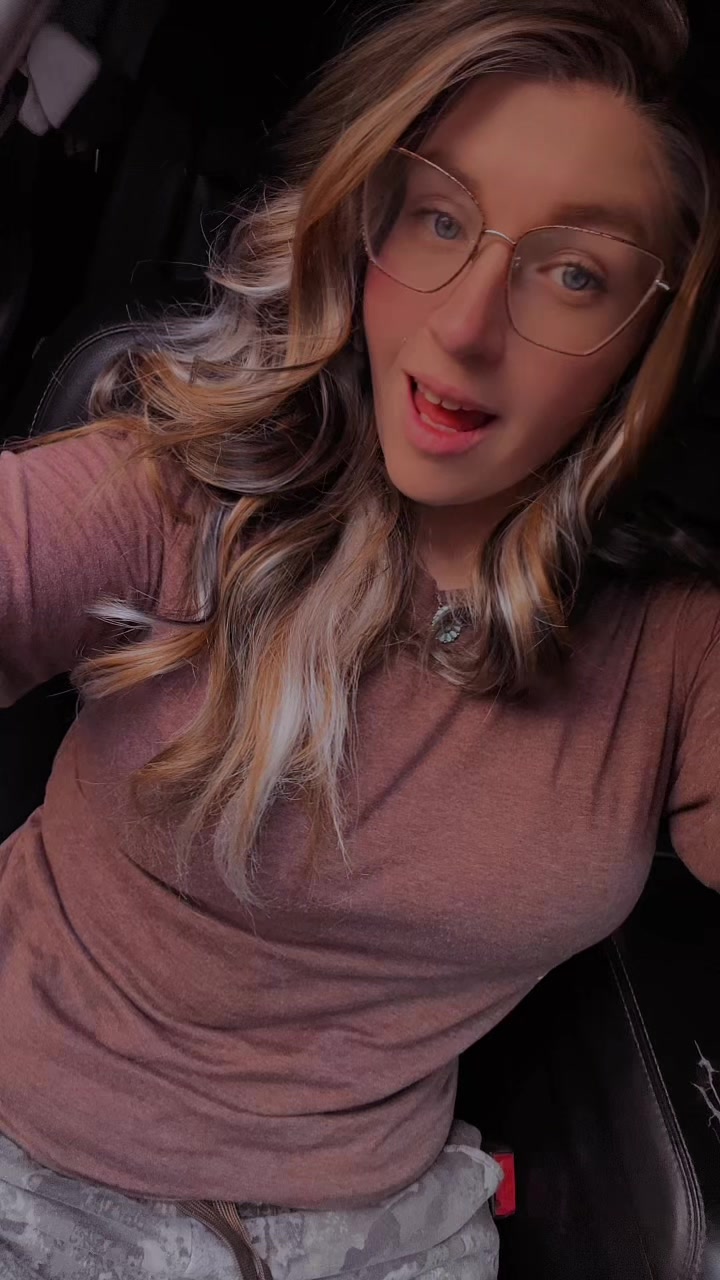 @_Whiskey_KindaGirl