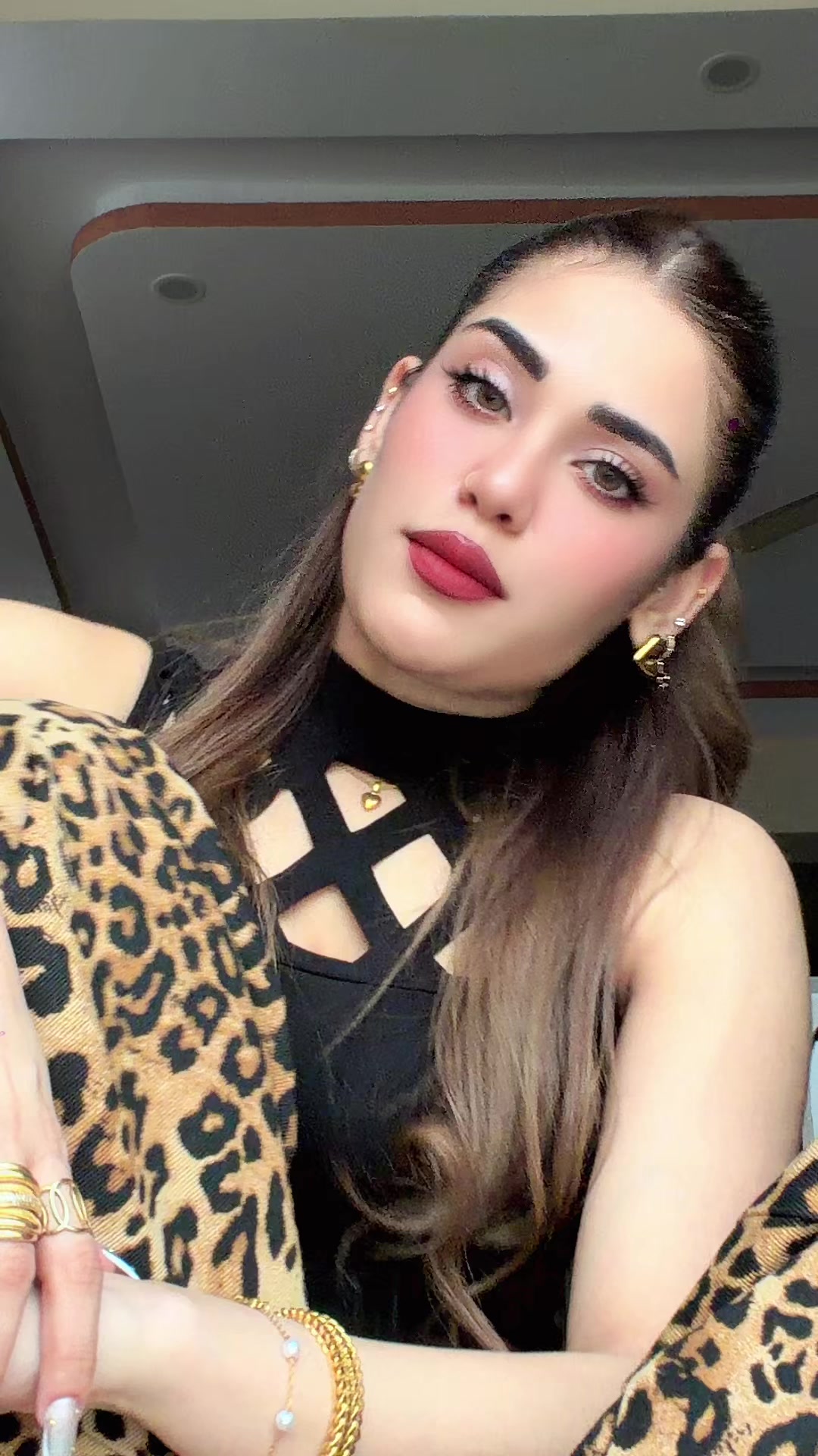 @ShahtajKhan🔥