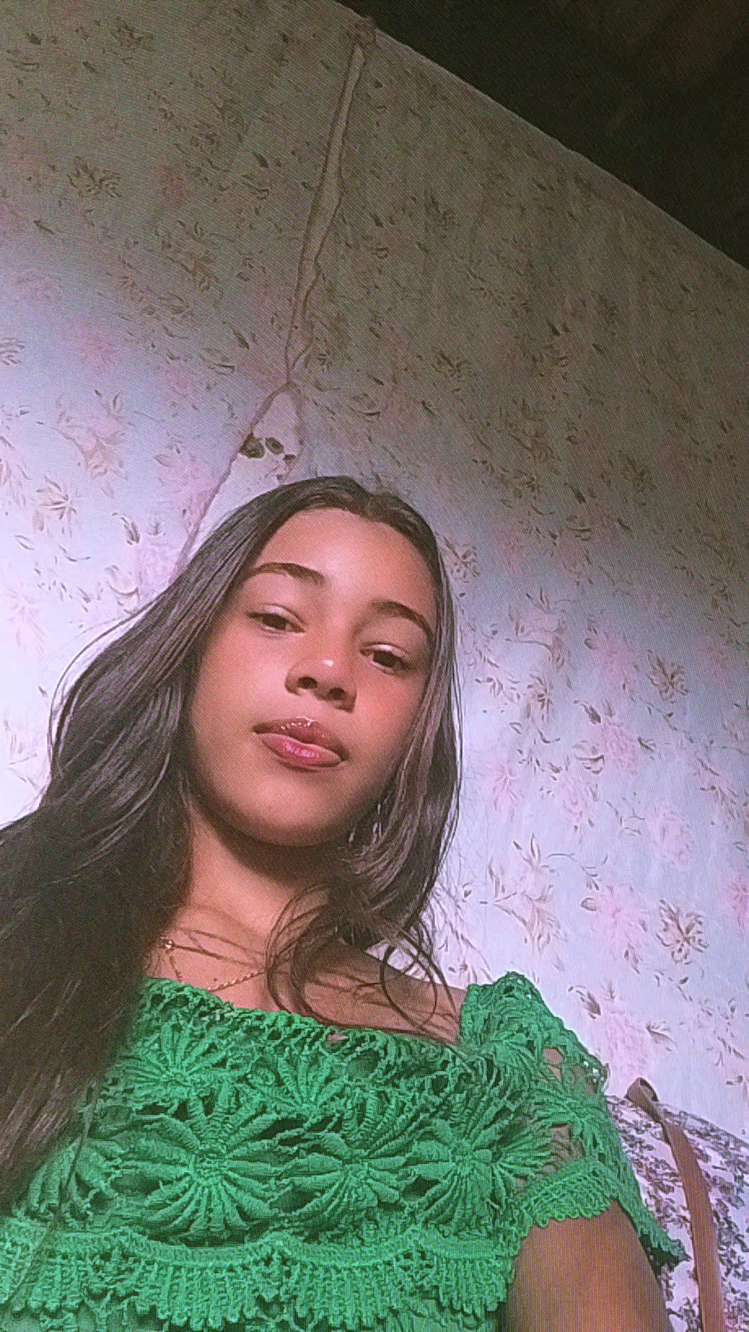@__moreninha__17