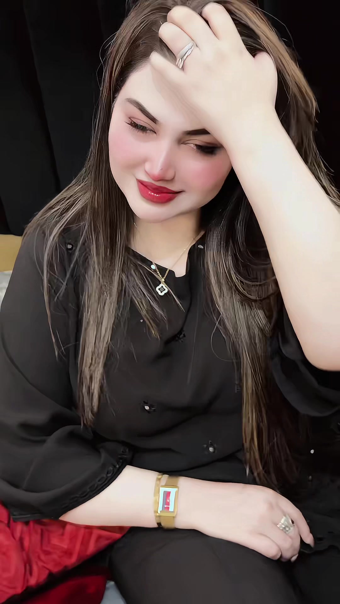 @Kitty Cheeks👄