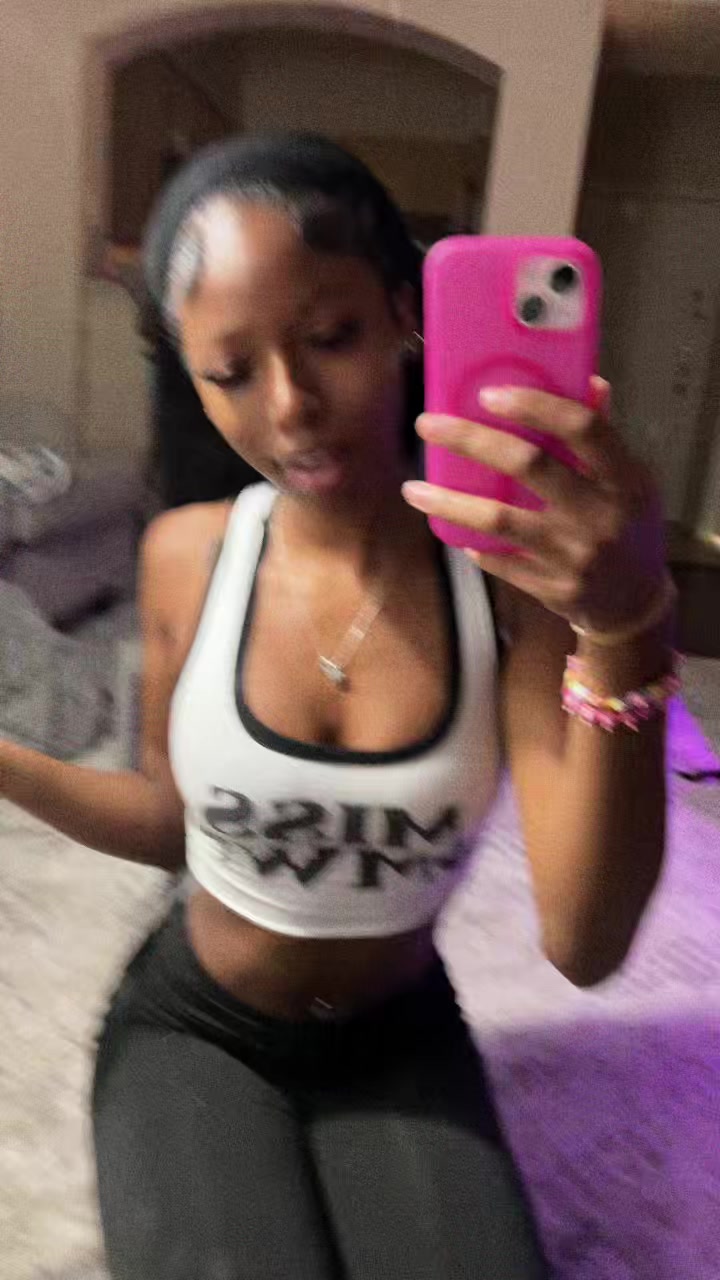 @nashariii😸