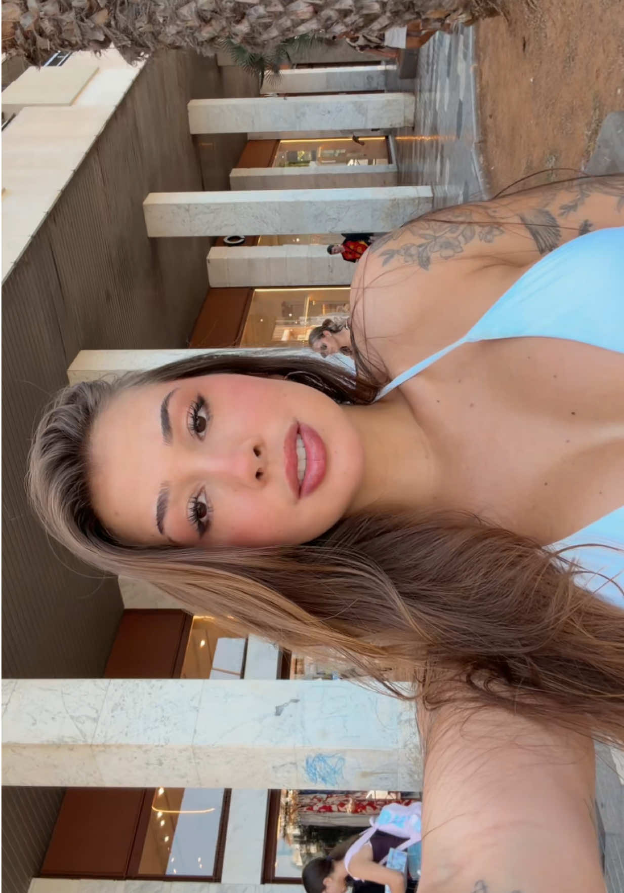 @Julieta