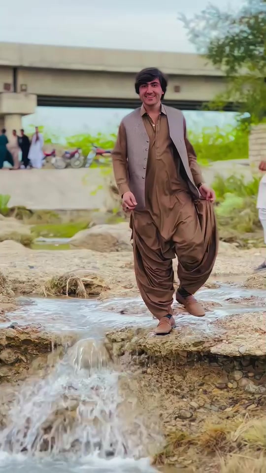 @Israrpashtn