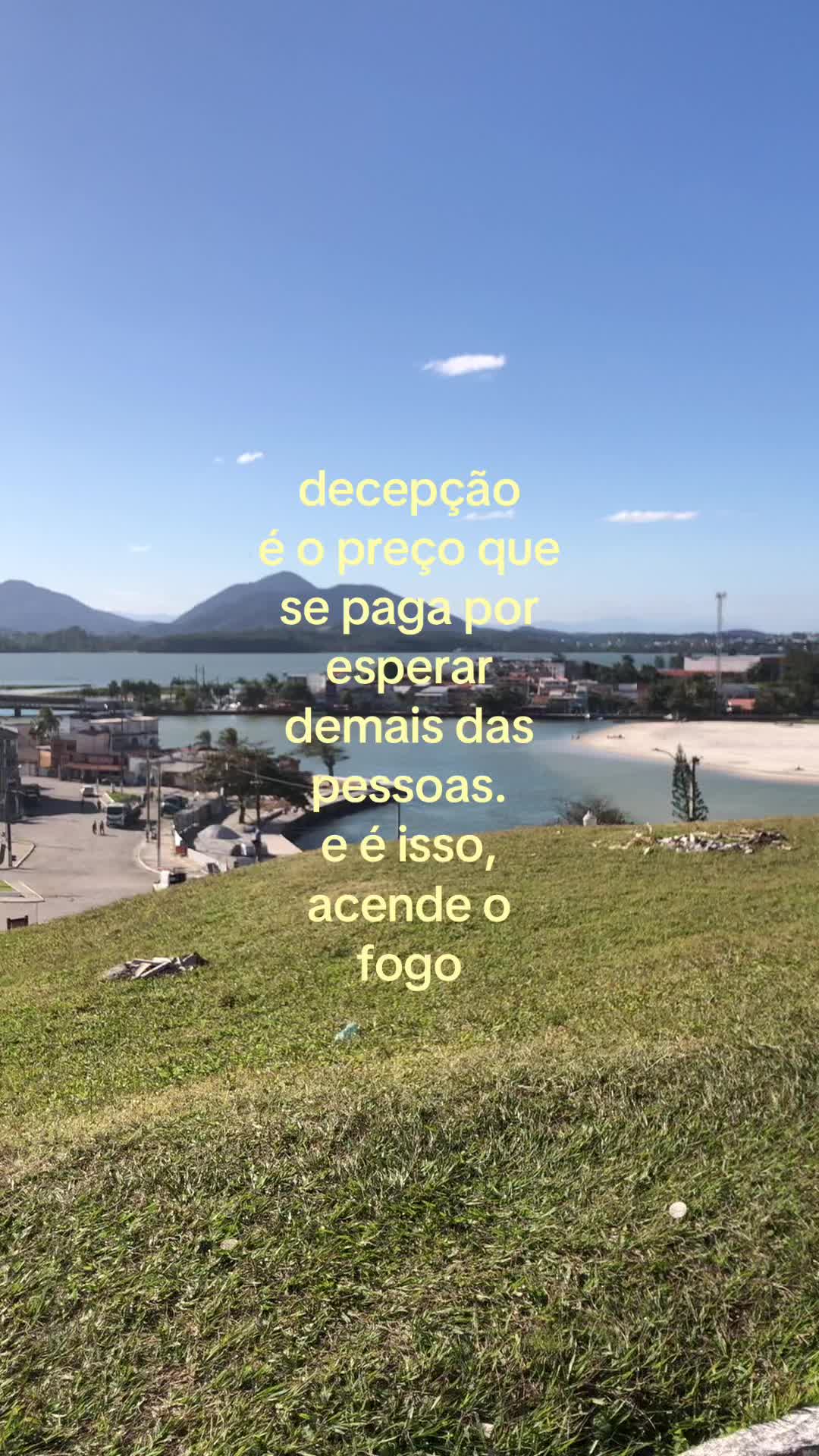 @꩜