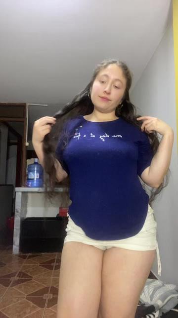 @camilareyeslara