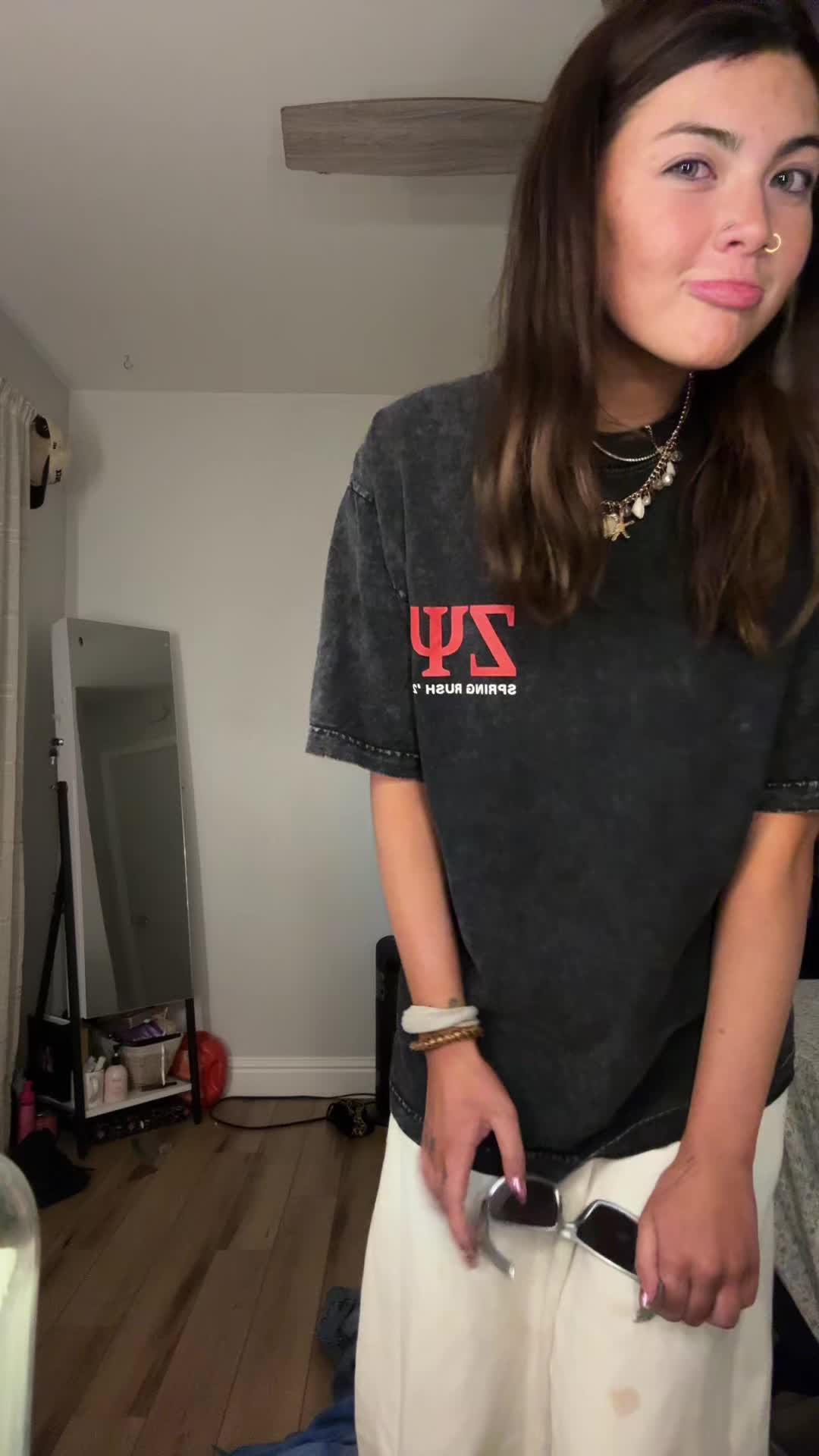 @g