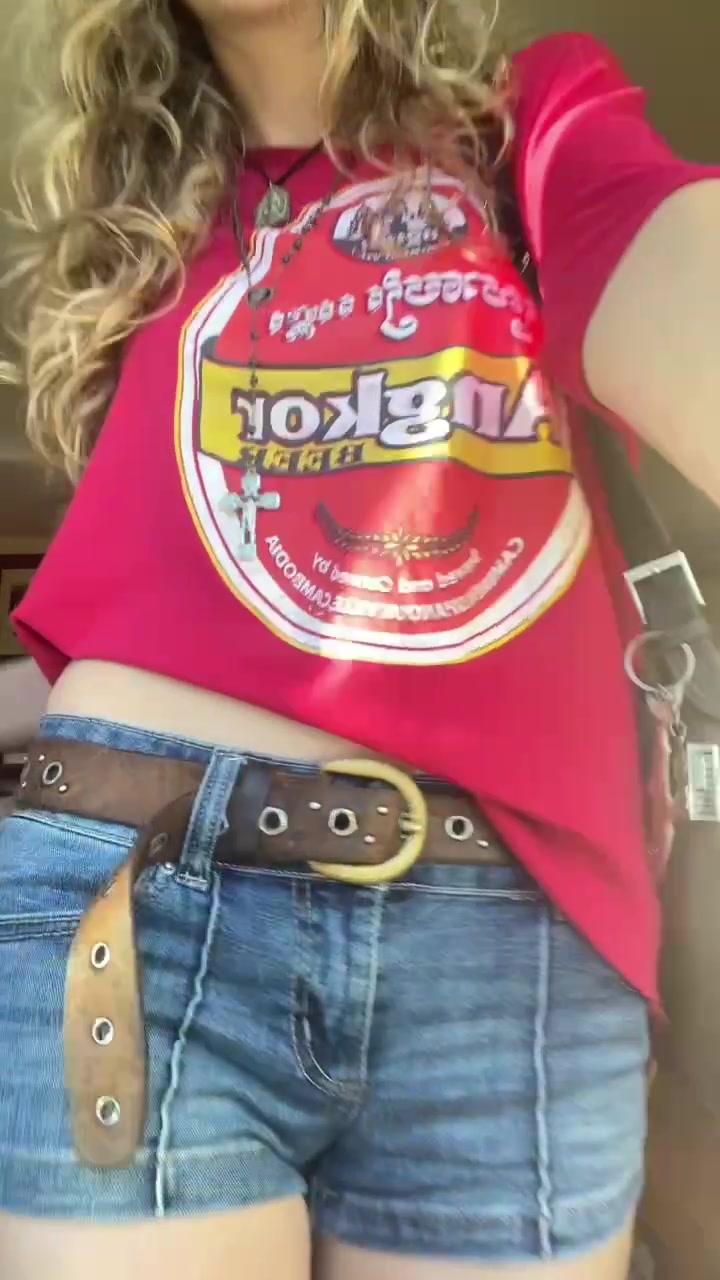 @chocolatemilkmousedeer16