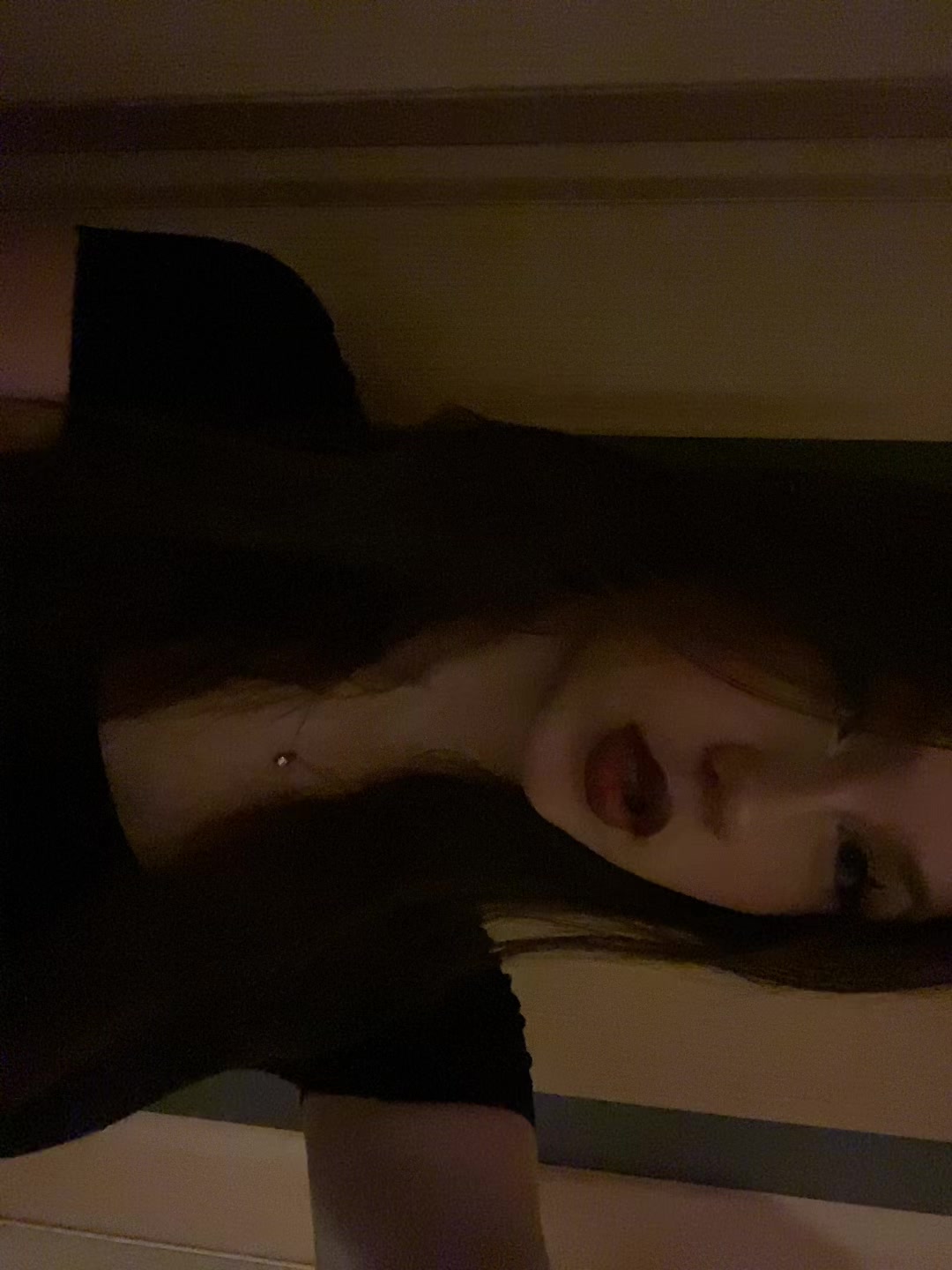 @lipvixx