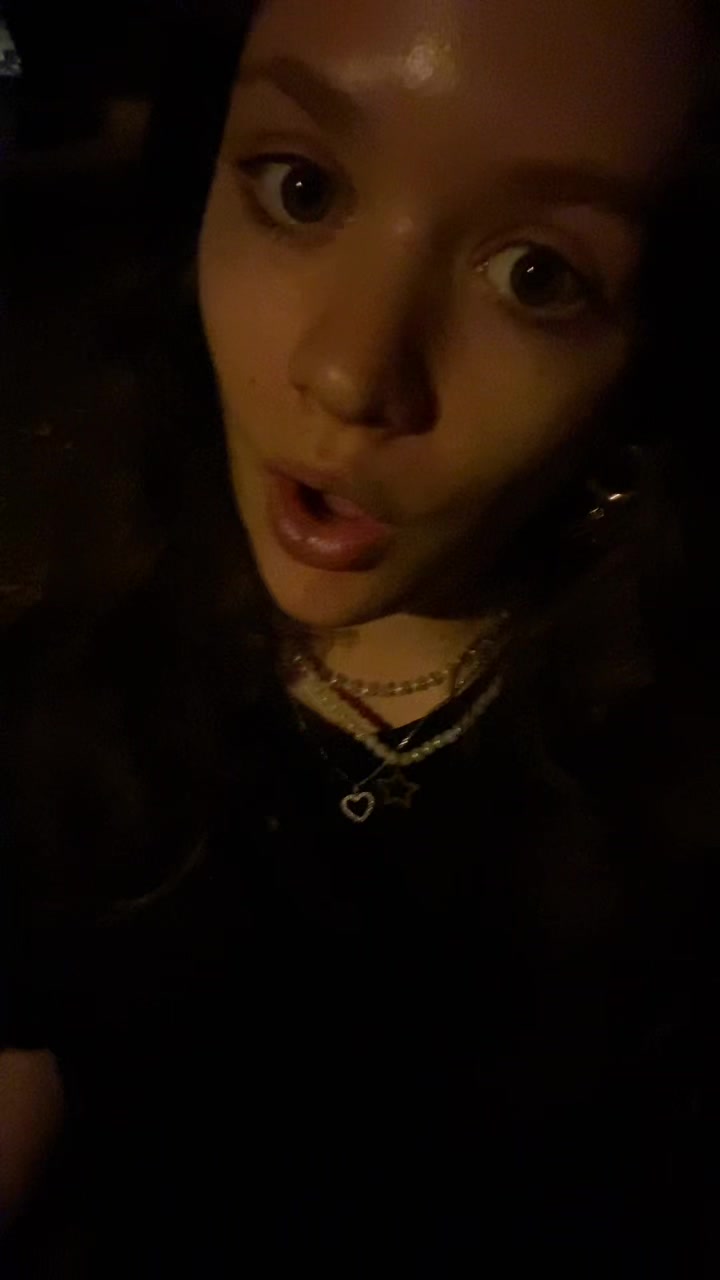 @Ava_hlk