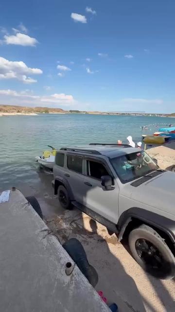 @Клуб Дельфин (Капчагай)