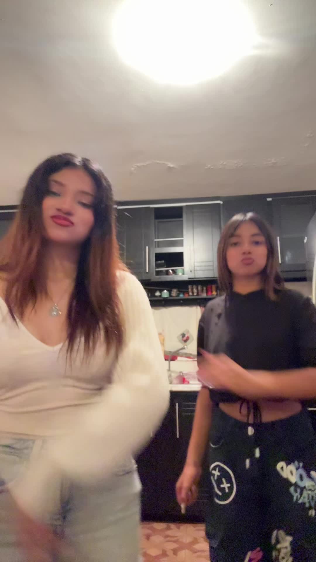 @Sofii
