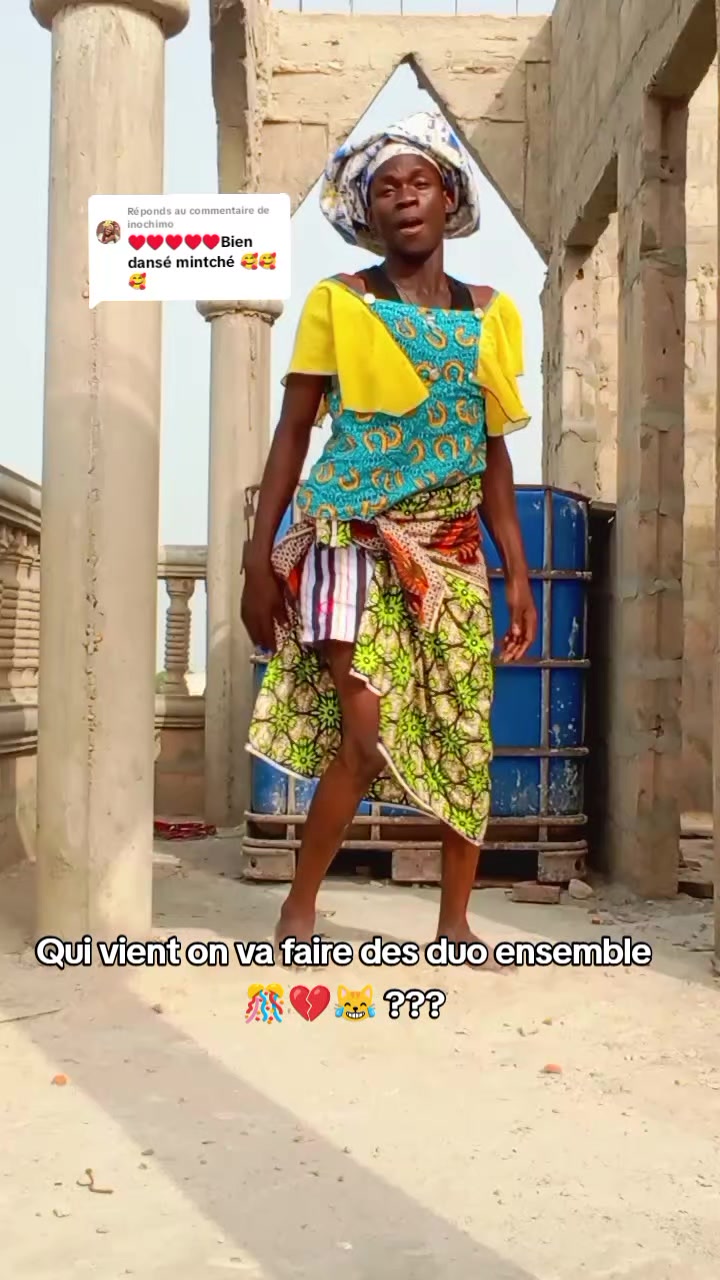 @M&Eacute;M&Eacute; JULIE L'INTERNATIONAL 🌊